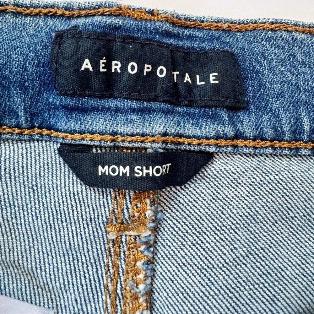 Aeropostale Mom Shorts Distressed Denim High Rise Cutoff Size 8